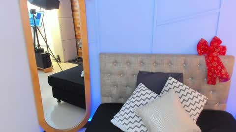 Snapshot of georgina_coule chatting on 12-11-24, 12:02 Georgina Coule online show from 12-11-24, 12:02