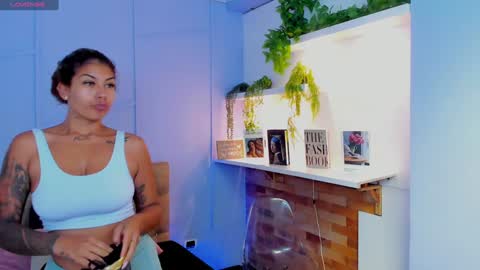 Snapshot of georgina_coule chatting on 12-22-24, 12:05 Georgina Coule online show from 12-22-24, 12:05