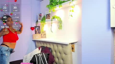 Snapshot of georgina_coule chatting on 03-01-25, 12:01 Georgina Coule online show from 03-01-25, 12:01