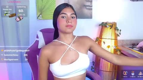 Snapshot of georgina_lulu chatting on 02-12-25, 01:30 georgina_lulu online show from 02-12-25, 01:30