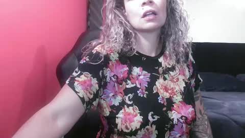 Snapshot of georginadoll1 chatting on 10-15-25, 06:02 Georgina online show from 10-15-25, 06:02