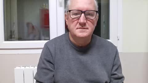 gerardlp131313 online show from 10-31-25, 08:10