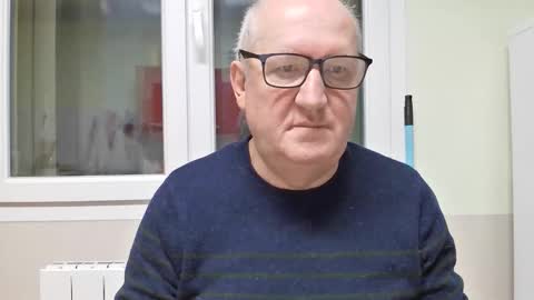 gerardlp131313 online show from 02-04-26, 07:53
