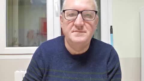 gerardlp131313 online show from 02-05-26, 08:46