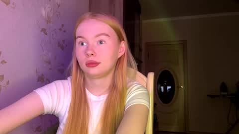 Snapshot of gerishingleton chatting on 10-06-25, 08:17 Amelia online show from 10-06-25, 08:17