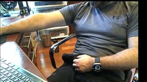 Snapshot of geronimo_431 chatting on 01-13-25, 07:10 Daddy Jokes online show from 01-13-25, 07:10