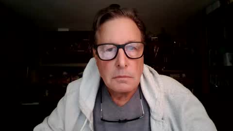 Snapshot of gerrardjj chatting on 05-10-26, 06:24 Jason online show from 05-10-26, 06:24