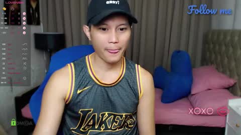 Snapshot of gerwinlover chatting on 10-10-25, 11:48 jester online show from 10-10-25, 11:48