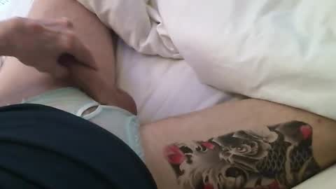 Snapshot of getmehard4213 chatting on 01-20-25, 04:12 Luscious online show from 01-20-25, 04:12