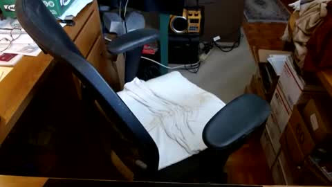 Snapshot of gfhdhr2 chatting on 11-18-25, 03:49 gfhdhr2 online show from 11-18-25, 03:49