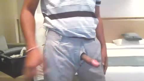 Snapshot of ggnstud chatting on 08-04-26, 04:31 Big Brown Cock online show from 08-04-26, 04:31