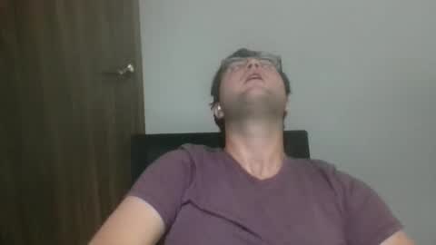 Snapshot of ghardh3 chatting on 11-04-25, 11:15 ghardh3 online show from 11-04-25, 11:15