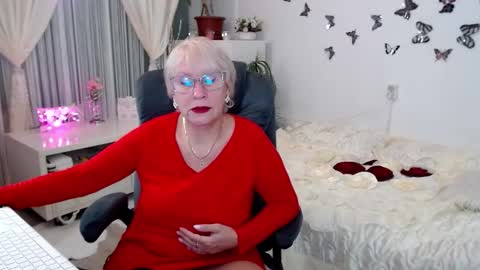 Ghertrudequeen online show from 10-04-25, 03:37