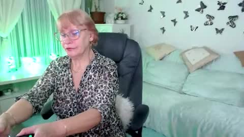 Ghertrudequeen online show from 11-18-25, 04:06