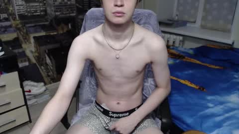 Snapshot of ghostfacefriends chatting on 12-28-24, 04:19 Fedya online show from 12-28-24, 04:19