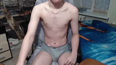 Snapshot of ghostfacefriends chatting on 12-30-24, 04:31 Fedya online show from 12-30-24, 04:31