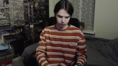 Snapshot of ghostfacefriends chatting on 11-26-25, 05:25 Fedya online show from 11-26-25, 05:25