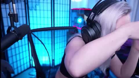 Snapshot of ghostieghoo chatting on 03-20-26, 12:04 Ghostie online show from 03-20-26, 12:04