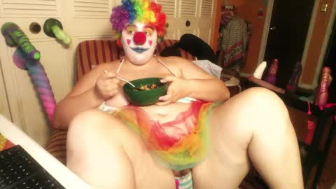 Snapshot of ghostrideaway chatting on 10-24-25, 11:01 Vakmu online show from 10-24-25, 11:01