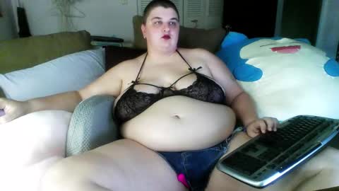 Snapshot of ghostrideaway chatting on 02-19-26, 10:39 Vakmu online show from 02-19-26, 10:39