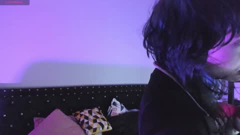 Snapshot of ghosty_doll chatting on 12-16-25, 08:25 Allison online show from 12-16-25, 08:25