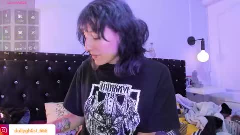 Snapshot of ghosty_doll chatting on 03-06-26, 08:27 Allison online show from 03-06-26, 08:27