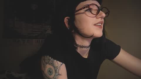 Snapshot of ghoticspectre chatting on 01-16-26, 06:01 ghoticspectre online show from 01-16-26, 06:01