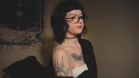 Snapshot of ghoticspectre chatting on 02-01-26, 04:38 ghoticspectre online show from 02-01-26, 04:38