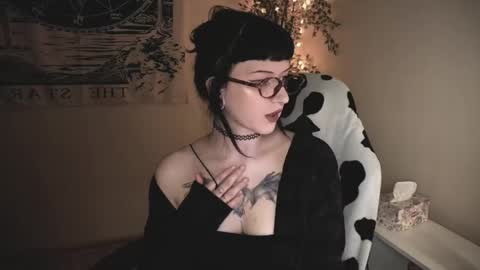 ghoticspectre online show from 05-10-26, 05:18