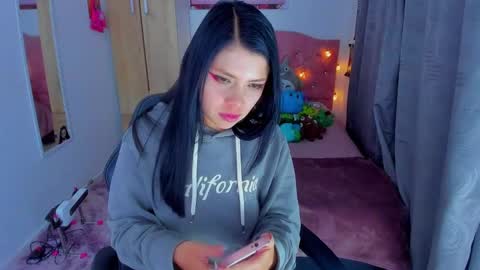 giaaaa   online show from 12-20-24, 12:41