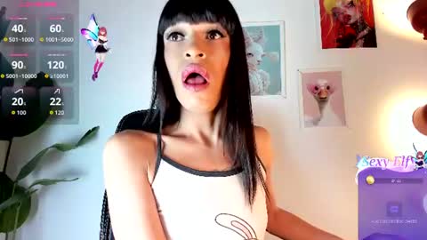 Gia  Please help me with your thumbs up its important   online show from 07-01-26, 12:40