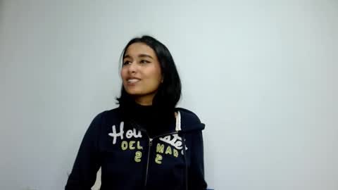 Snapshot of gia_lee10 chatting on 10-02-25, 03:13 Gia Lee online show from 10-02-25, 03:13
