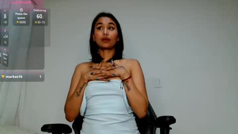 Snapshot of gia_lee10 chatting on 10-16-25, 02:56 Gia Lee online show from 10-16-25, 02:56