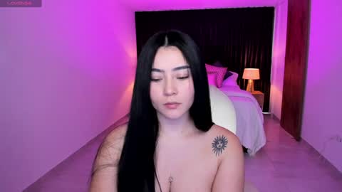 Gia lowry online show from 01-04-25, 05:47