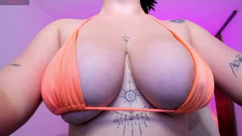 Gia lowry online show from 01-14-25, 05:56