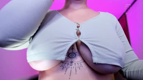 Gia lowry online show from 01-15-25, 05:47