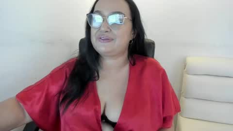Snapshot of gia_nahomi chatting on 01-17-25, 03:12 nahomi online show from 01-17-25, 03:12