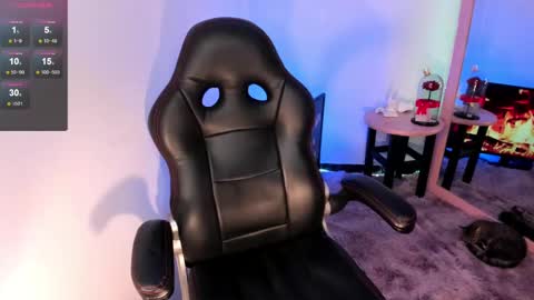 Snapshot of giabrook chatting on 12-06-24, 06:06 Gia  online show from 12-06-24, 06:06
