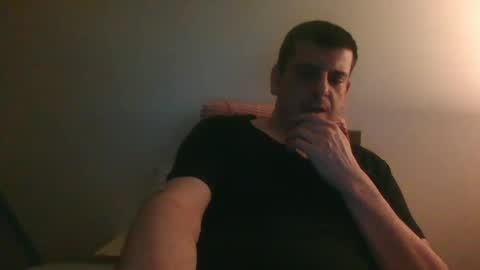 Snapshot of giaco1982 chatting on 02-05-25, 05:09 samuel online show from 02-05-25, 05:09