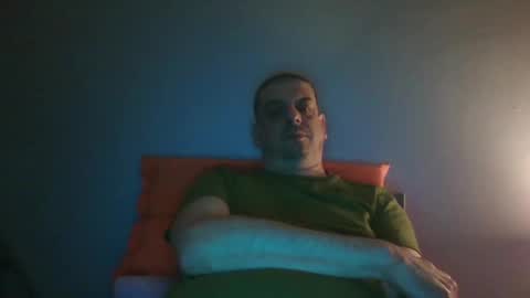 Snapshot of giaco1982 chatting on 09-20-25, 01:23 samuel online show from 09-20-25, 01:23