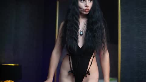  Gia  online show from 11-25-25, 09:15