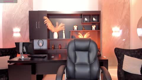 Gia Ferrera online show from 01-13-26, 07:41