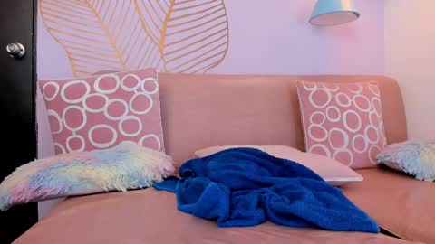 Snapshot of giafu chatting on 02-13-25, 09:17 Gia online show from 02-13-25, 09:17