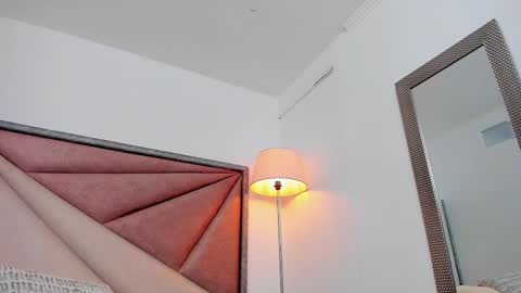 Snapshot of giafu chatting on 02-28-25, 09:01 Gia online show from 02-28-25, 09:01