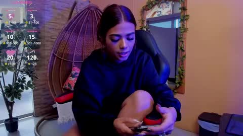 Snapshot of giafu chatting on 03-05-25, 12:00 Gia online show from 03-05-25, 12:00