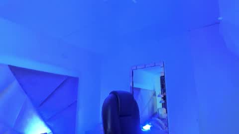 Snapshot of giafu chatting on 01-12-26, 04:29 Gia online show from 01-12-26, 04:29