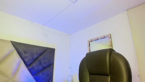 Gia  online show from 06-22-26, 12:24