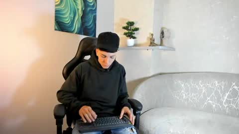 Snapshot of gian_rossii chatting on 06-05-26, 11:16 GIAN online show from 06-05-26, 11:16