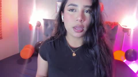 Snapshot of giannaslimjb chatting on 10-05-25, 03:16 giannaslimjb online show from 10-05-25, 03:16