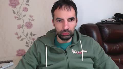 Snapshot of gianni_lion chatting on 11-19-25, 11:21 Gianni online show from 11-19-25, 11:21